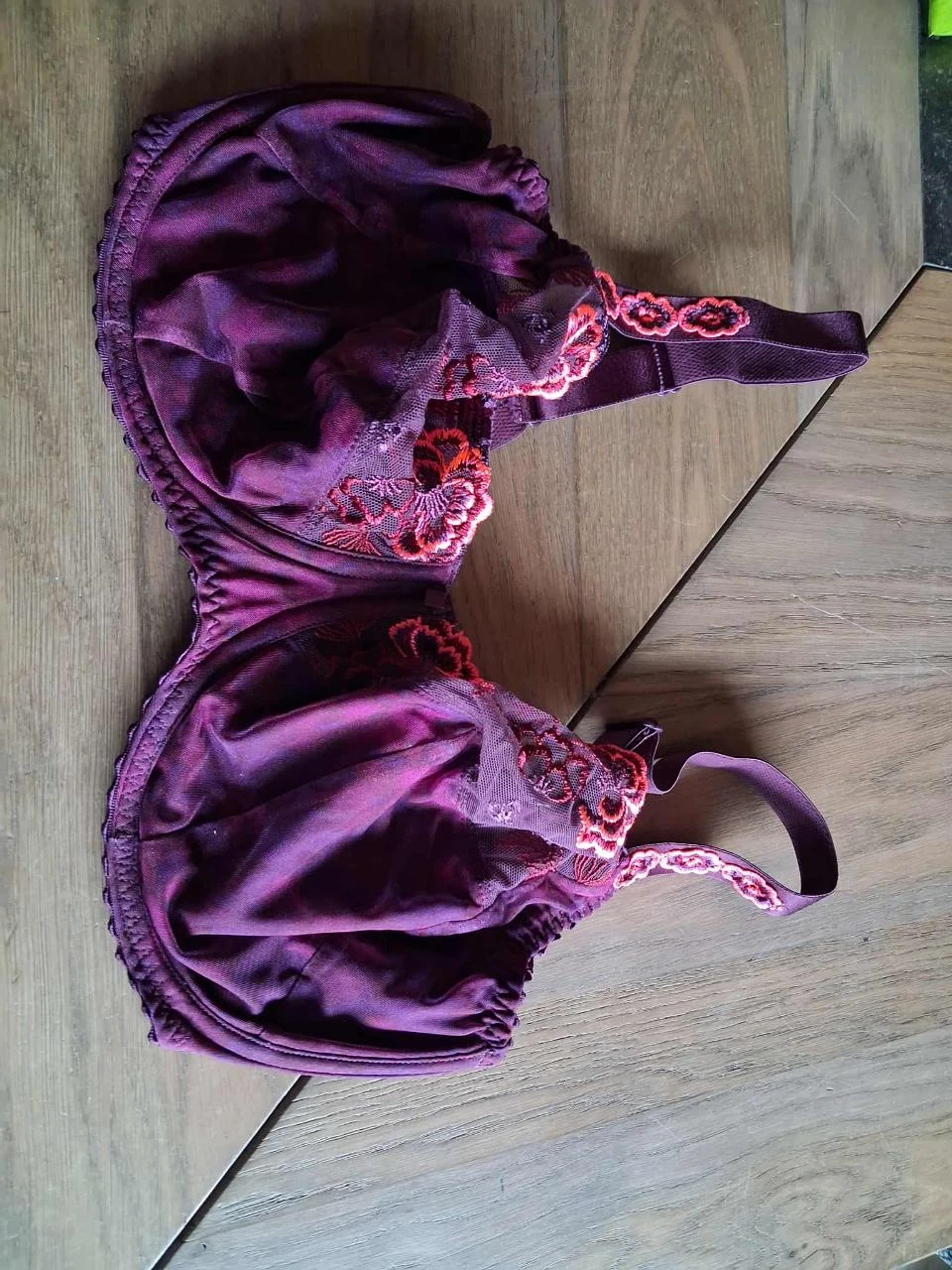Bh bordeaux/roze merk prima donna – maat eu 75f / fr 90f